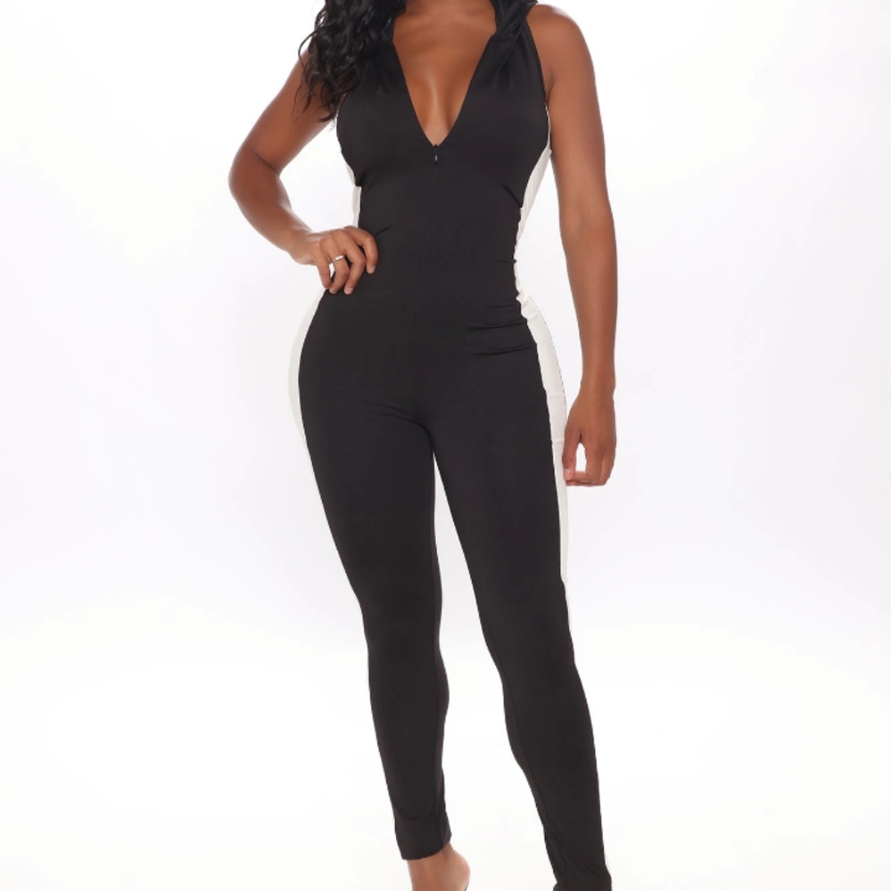 Black and white Hooded jumpsuit